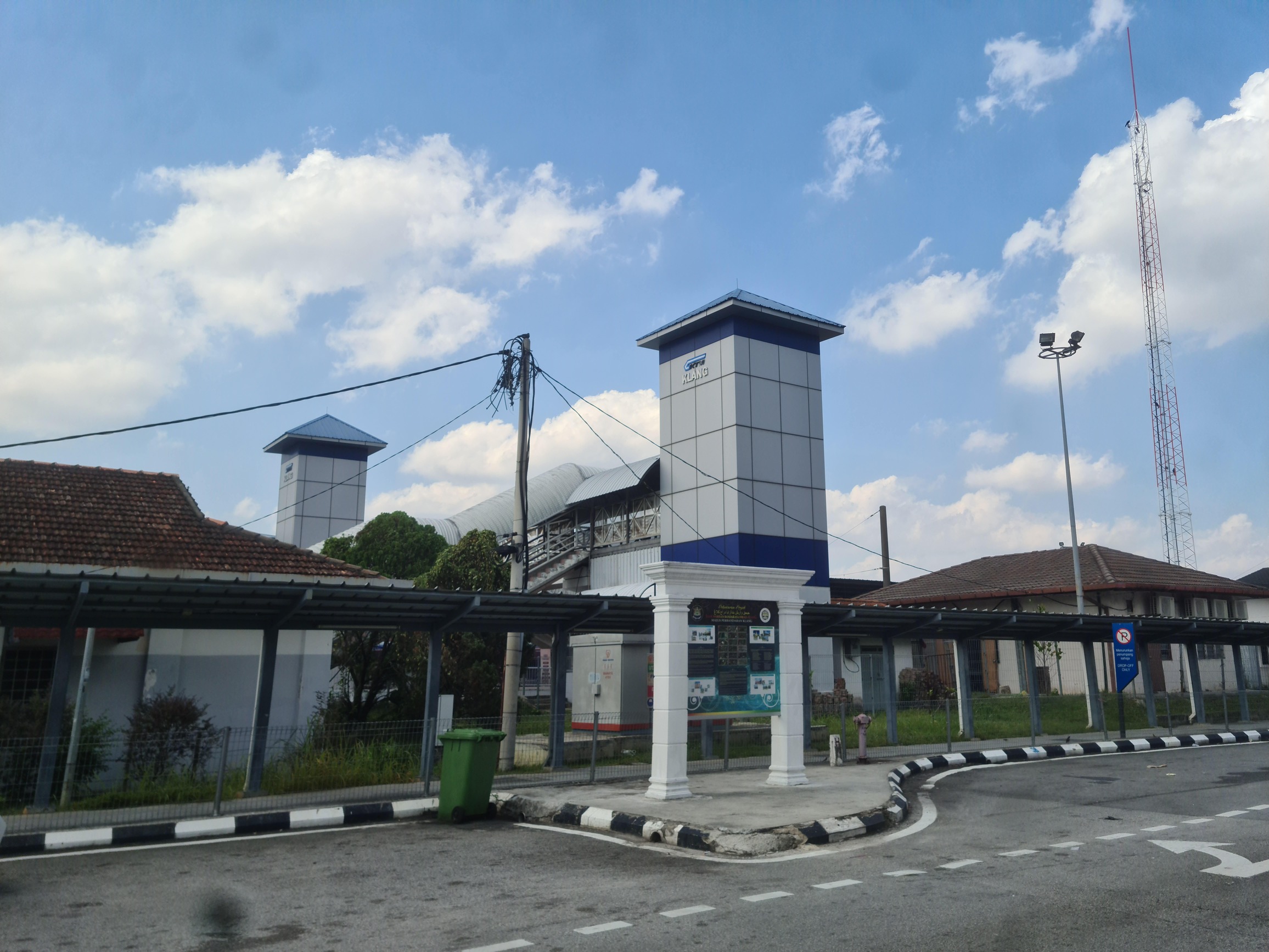 Klang Komuter Station